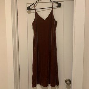 Uniqlo velvet midi slip dress